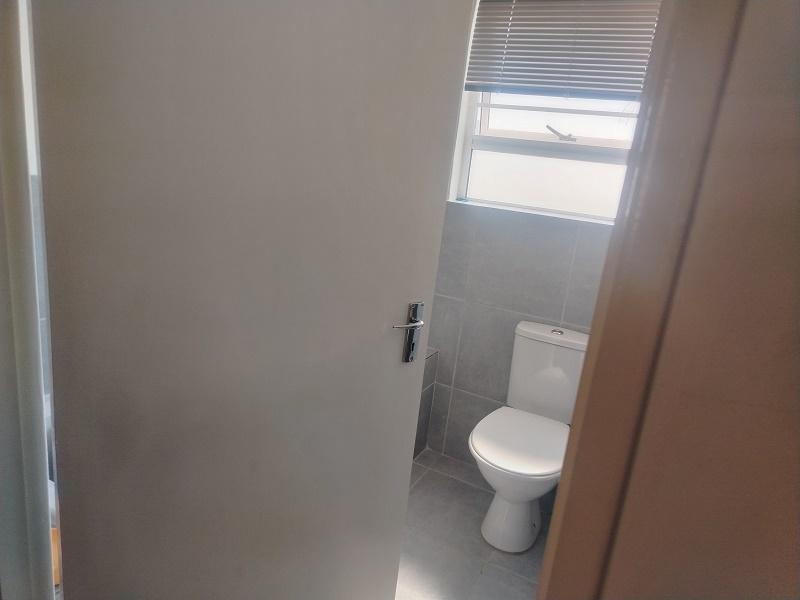 2 Bedroom Property for Sale in Groenheuwel Western Cape